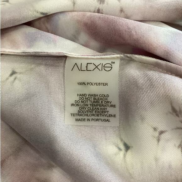 Alexis Lucine Printed Wrap Dress In Rose Tie Dye Mini Ruffled Size Medium - Picture 15 of 15